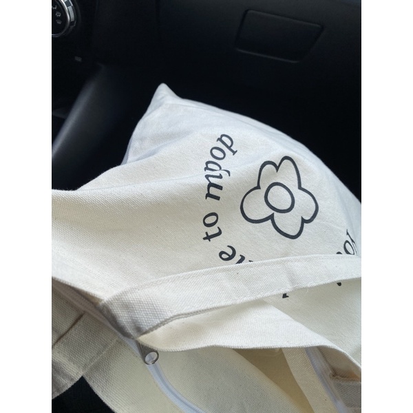 Túi tote vải canvas in hình LOLLIE STUDIO ACC295
