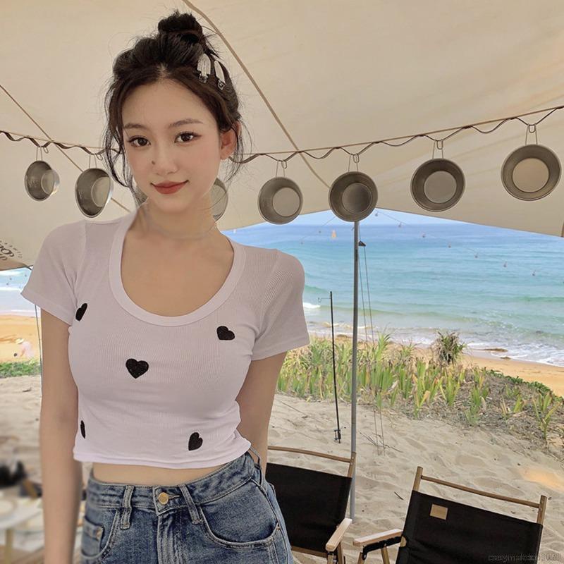 Áo Croptop Dệt Kim Tay Ngắn Cổ Tròn In Hình Trái Tim Phong Cách Hàn Quốc Quyến Rũ Cho Nữ | BigBuy360 - bigbuy360.vn