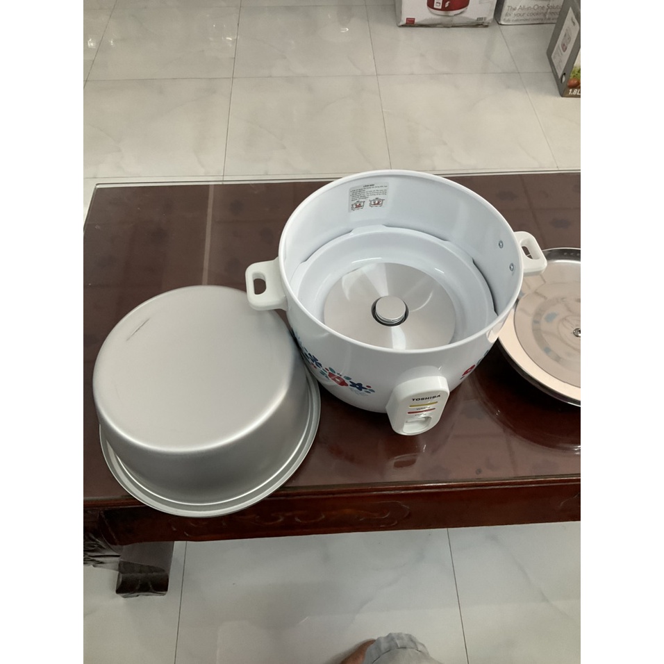 Nồi cơm nắp rời Toshiba RC-18MH2PV 1.8 lít - Hàng trưng bày