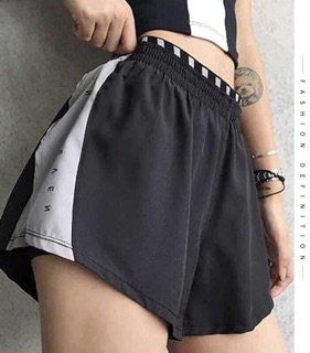 Quần short xẻ 2 lớp