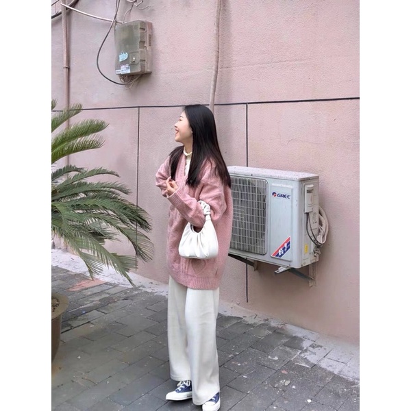 (ORDER.buiny) Áo len nữ MORAN vặn thừng màu hồng cổ V form rộng dài style điệu đà Hàn Quốc | BigBuy360 - bigbuy360.vn