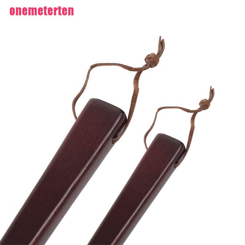 Gậy hỗ trợ mang giày bằng gỗ Hà Lan cán dài