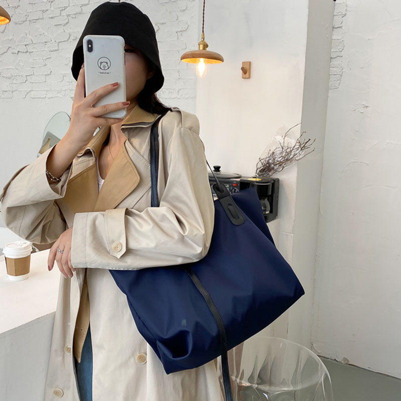 Túi xách kiểu dáng thời trang phong cách nữ tính