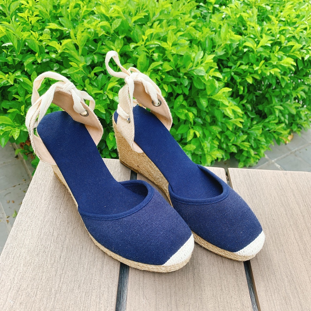 - Dép cói đế xuồng tôn dáng cực xinh, Có nhiều mầu, size từ 36 -38, Ảnh thật Changin chụp