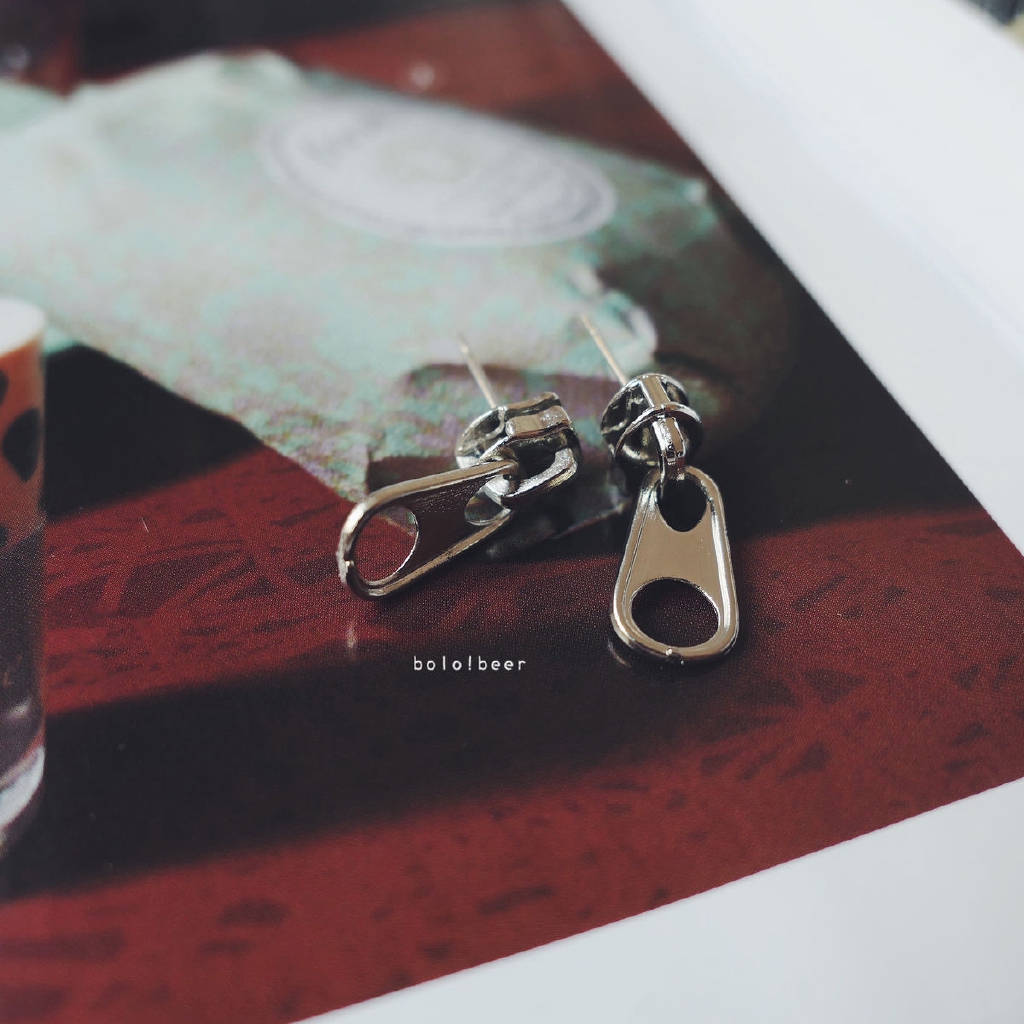 Khuyên Tai Nữ Trang Dáng Dài Tạo Hình Độc Đáo