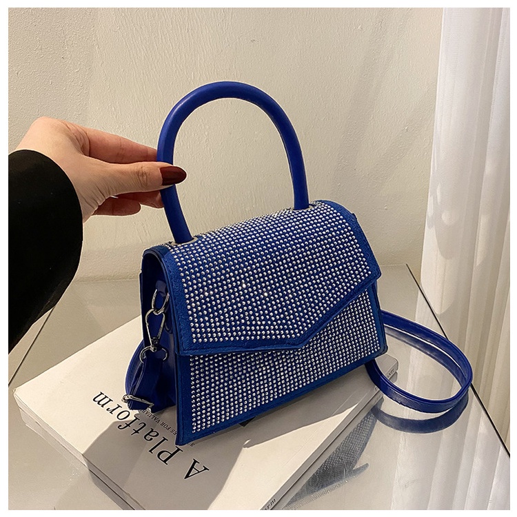 Túi Xách Đeo Vai Hình Vuông Đính Đá Phong Cách Thời Trang Hong Kong 2022