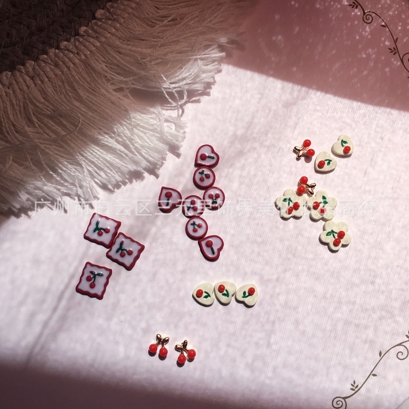 Charm nail cherry nhiều mẫu trang trí móng xinh