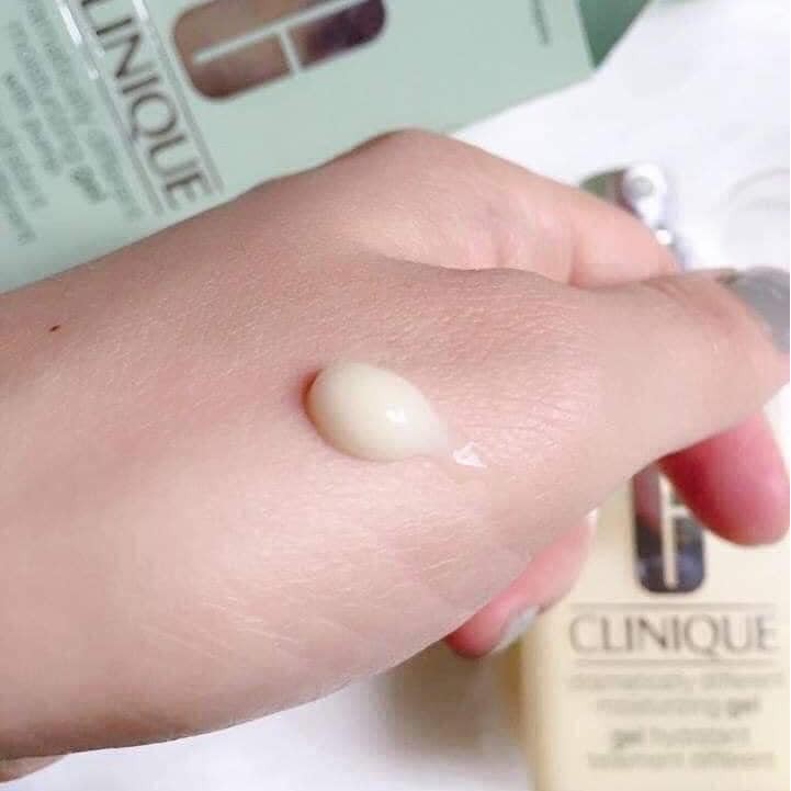 Clinique Gel Dưỡng Ẩm Da Dầu Dramatically Different Moisturizing Gel 50ml