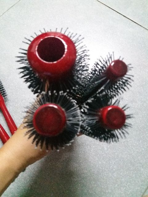 Lược tròn Cán gỗ GH 110