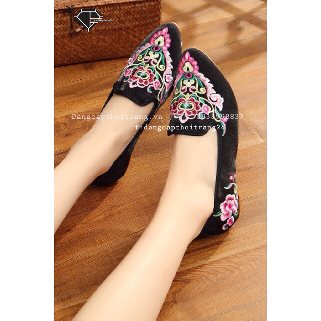 Giày Thêu Hoa Vải Nhung Đế 3Cm Size 37