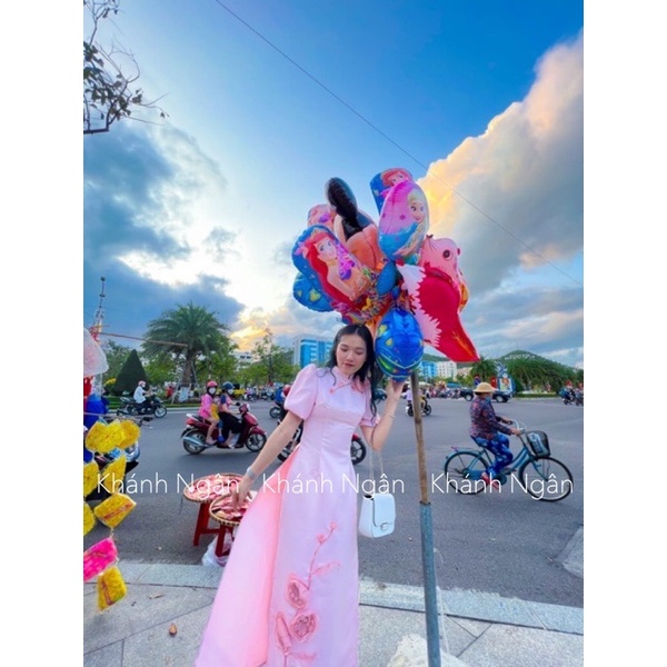 Áo dài cách tân tay bồng hoa đính kết sang trọng nhẹ nhàng chất liệu tafta