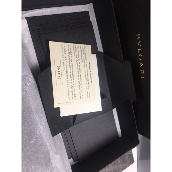 Ví bvlgari auth màu đen còn đủ pk