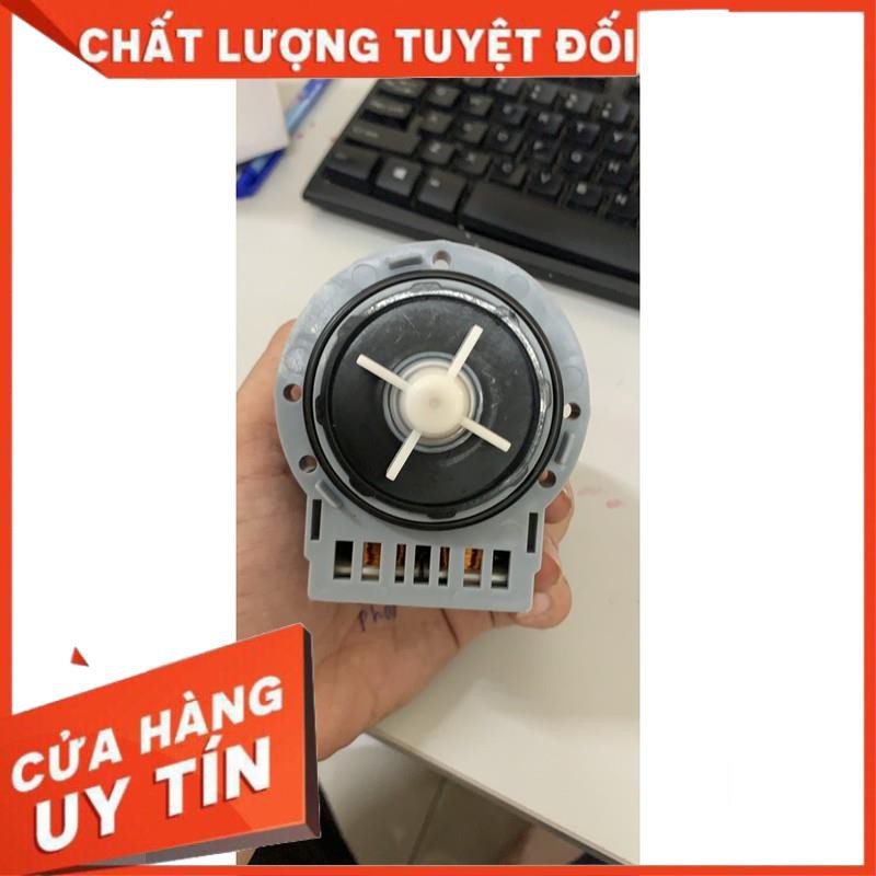 Bơm xả máy giặt Lg - bắt vít