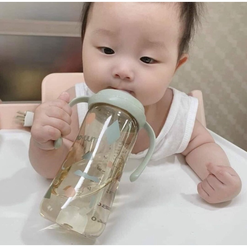 Bộ chuyển đổi sang bình tập uống Moyuum