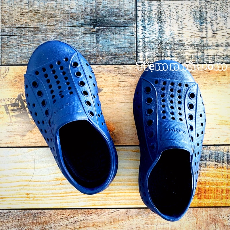 Giày native xuất dư xanh dương nhựa EVA chính hảng