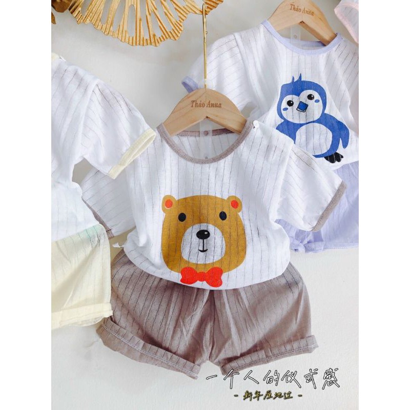 BỘ COTTON GIẤY CỘC TAY PHỐI HÌNH NGHỘ NGHĨNH CHO BÉ 6-15 KG