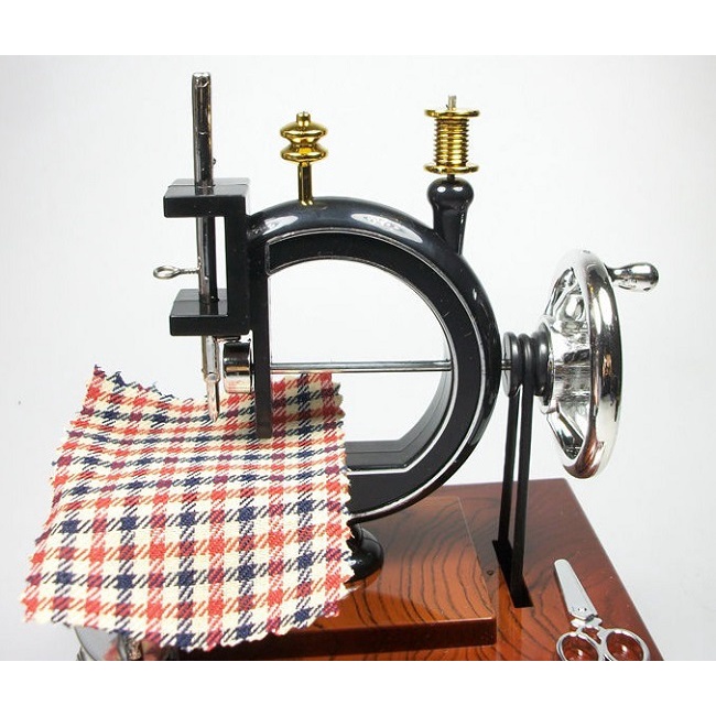 Hộp nhạc máy khâu lên dây cót, quà tặng cá tính