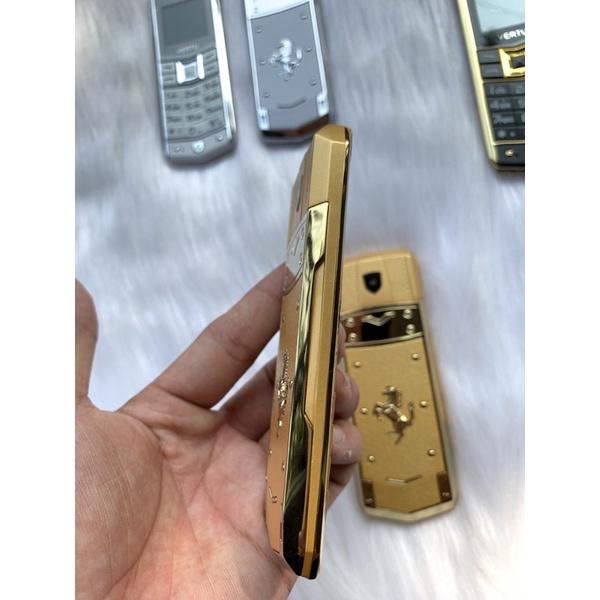 A8 vàng thời trang