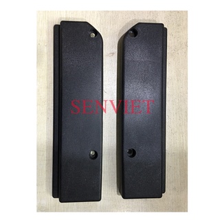 Ốp Nhựa Đen Sau Mí Đèn Pha Howo A7