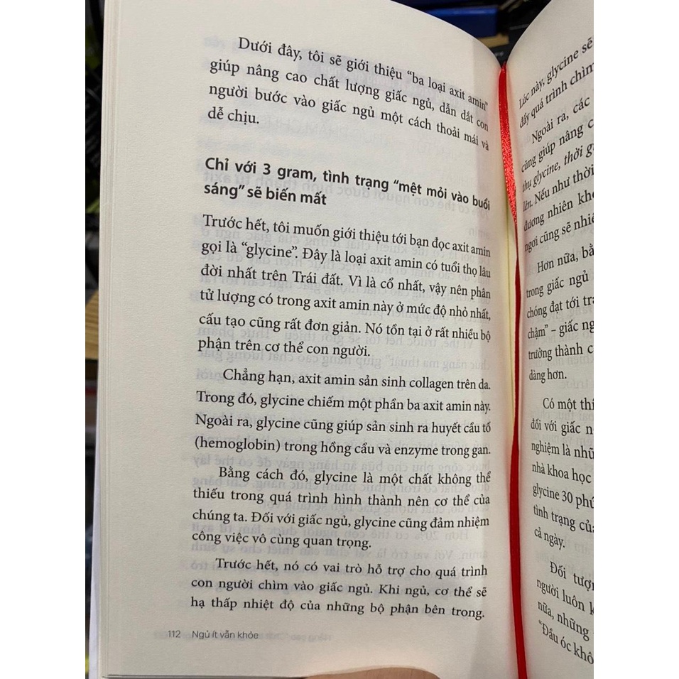Sách - Ngủ ít vẫn khỏe : 5 tiếng là đủ sao phải là 8 ? ( tái bản 2022 )
