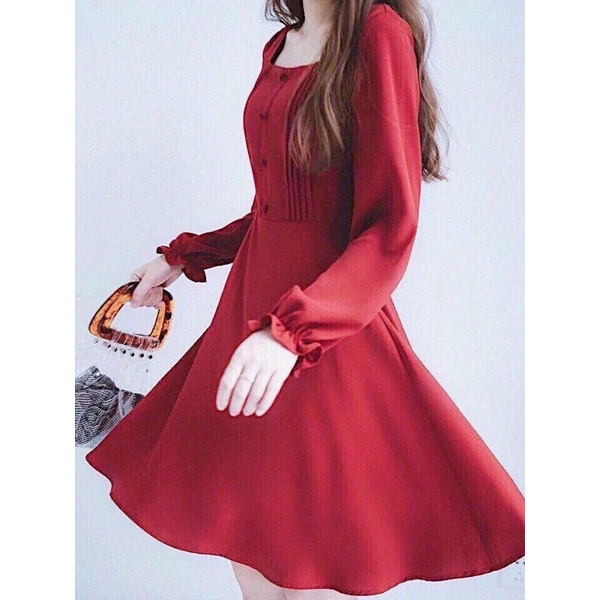 Váy đỏ tay dài Vintage