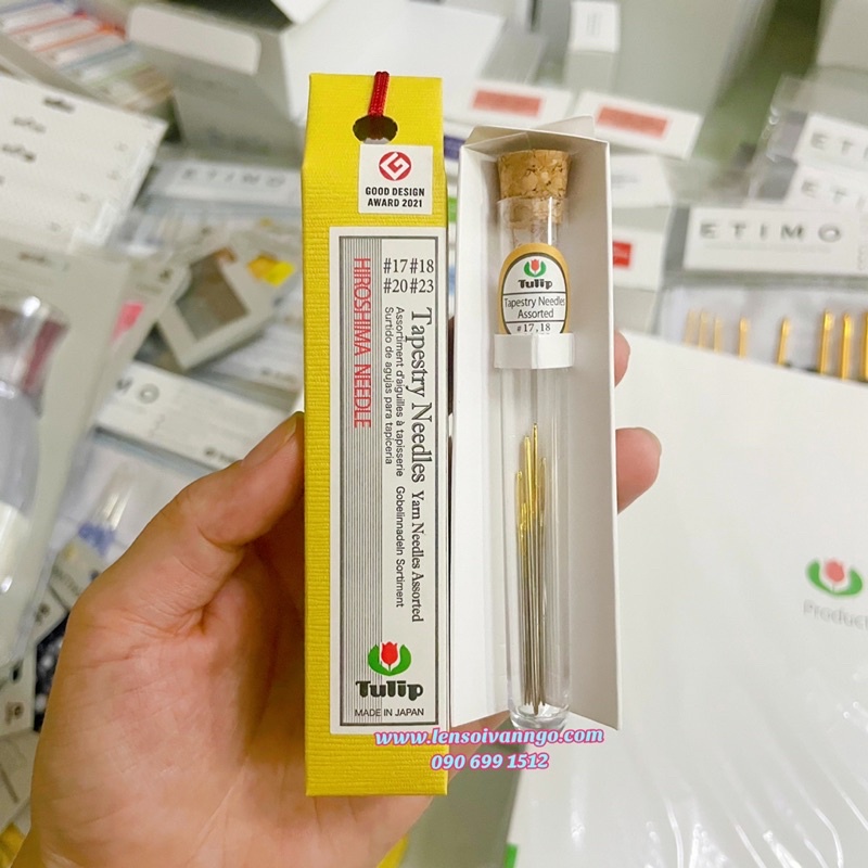 Set kim khâu len Tulip kèm ống thuỷ tinh đựng kim