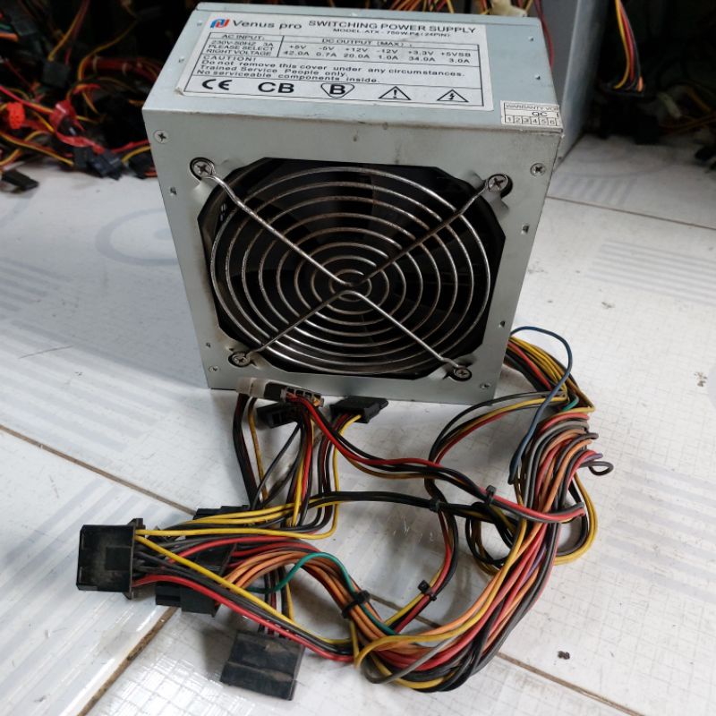 NGUỒN VENUS PRO 550W CHÍNH HÃNG CŨ CÓ BỤI HOẠT ĐỘNG BÌNH THƯỜNG