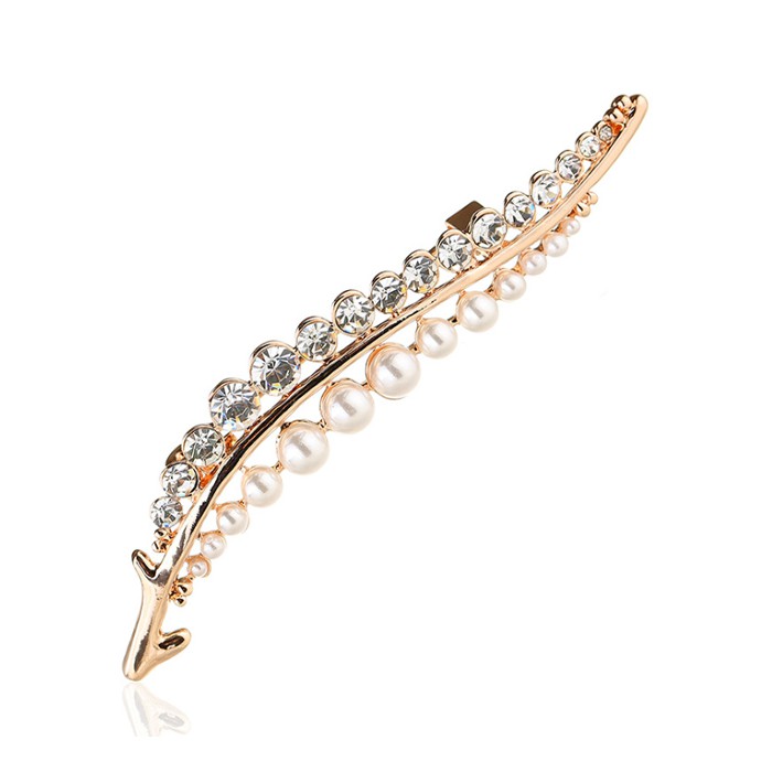 Cài áo thời trang lá đính đá GC75