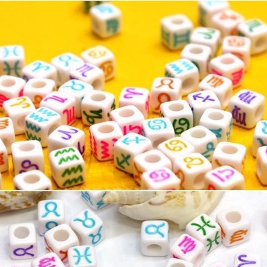 40-100 hạt nhựa vuông in chữ 12 cung hoàng đạo đủ màu