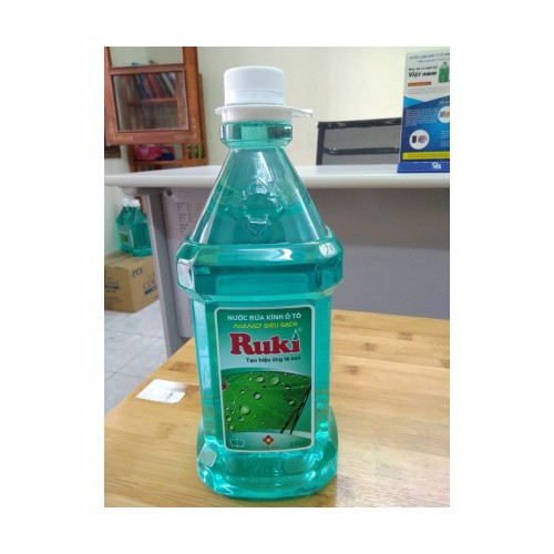 Nước rửa kính xe ô tô Nano Ruki chai lớn 2.5l