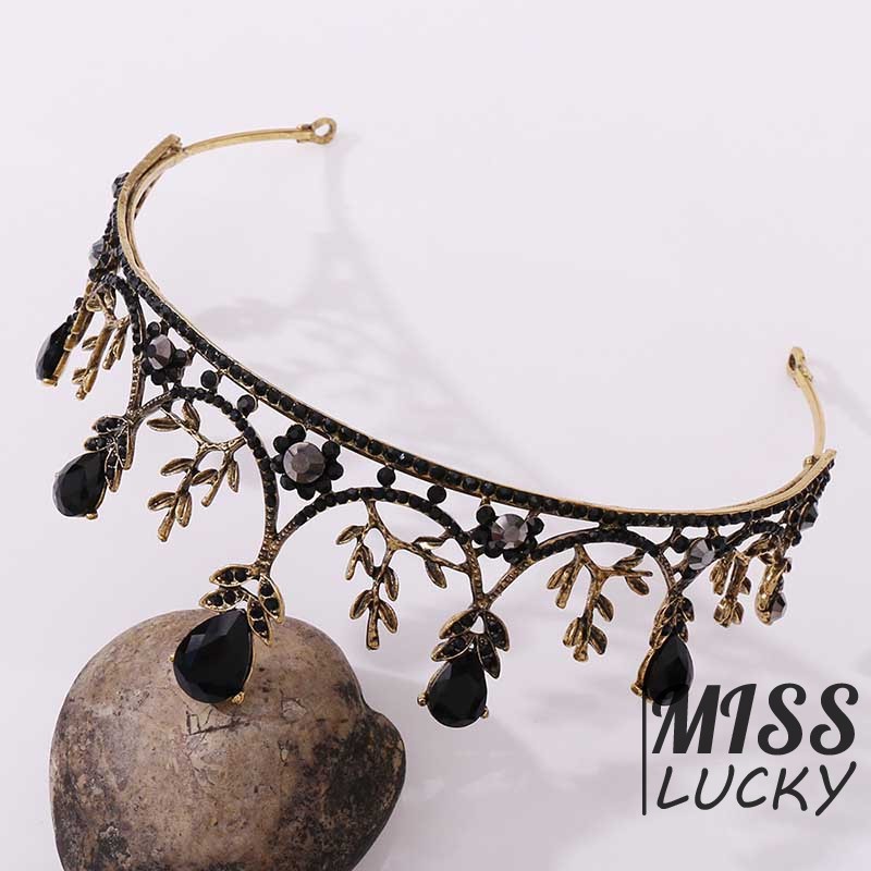 Vương miện đính đá phong cách sang trọng nổi bật dành cho cô dâu