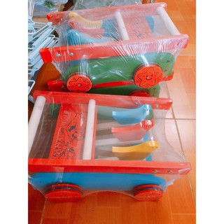 xe gỗ tập đi cho bé