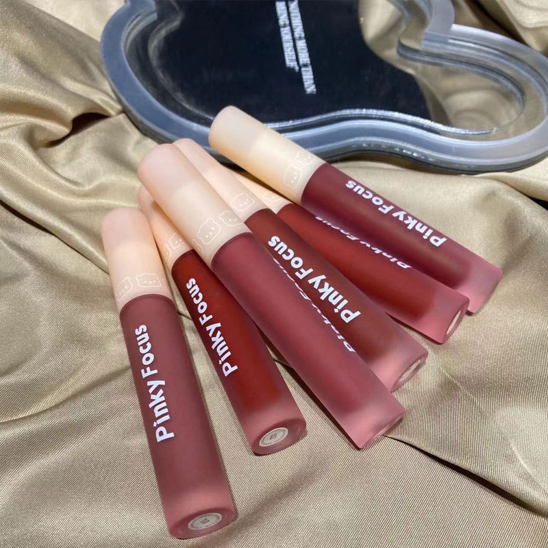 Son kem gấu PINKY FOCUS mịn lì mềm môi căng mọng Cotton Powder Yarn Mist Lip Mud siêu hot trend PINKYFOCUS PKFC02 | BigBuy360 - bigbuy360.vn