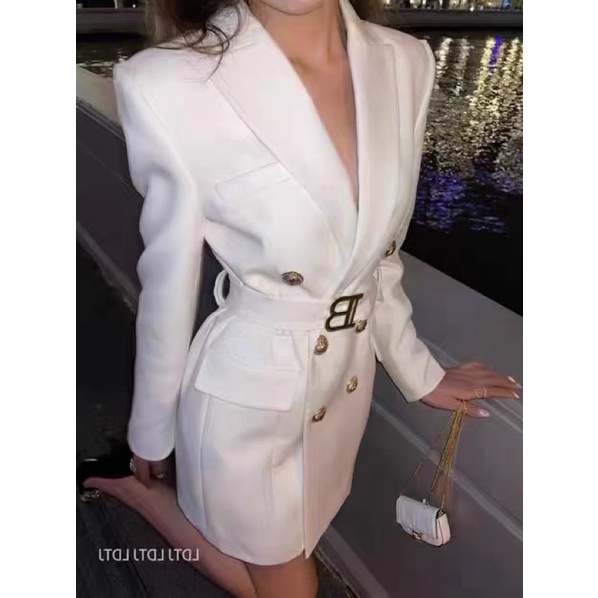 Áo khoác dáng dài kèm đai