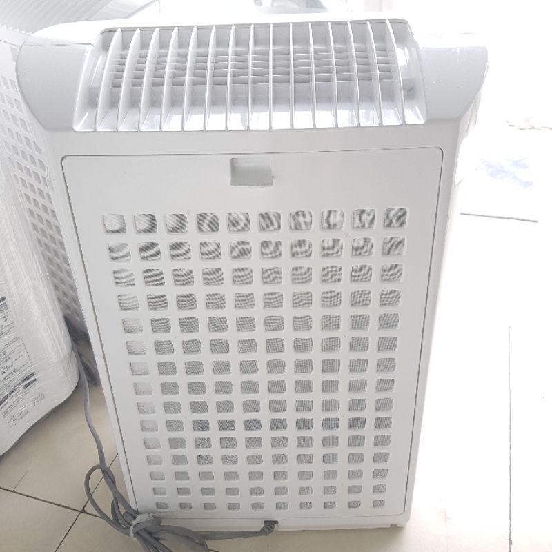 Máy lọc không khí bù ẩm Sharp KC K T Y 30