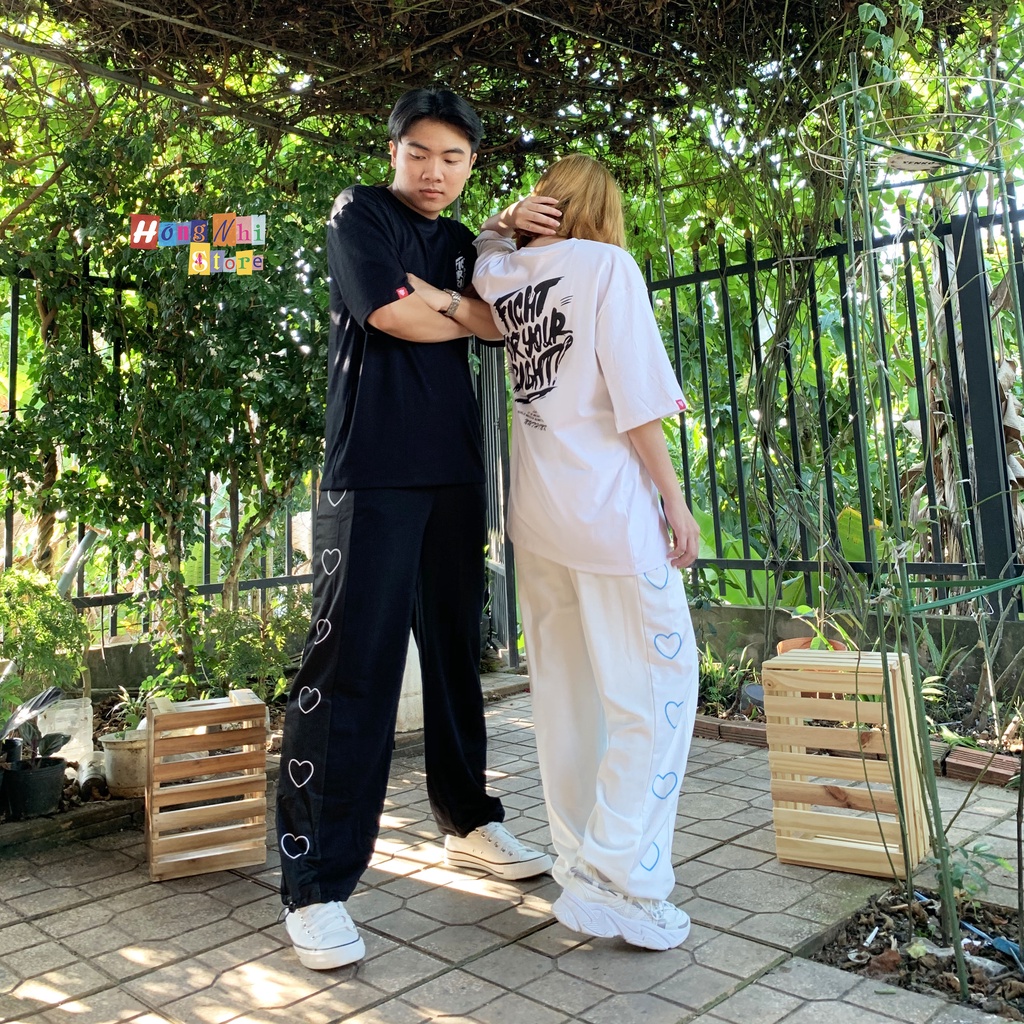 Quần Jogger Line Trái Tim Ulzzang Unisex Jogger Phối Sọc In Hình Dây Rút Lai Ống Rộng - MM
