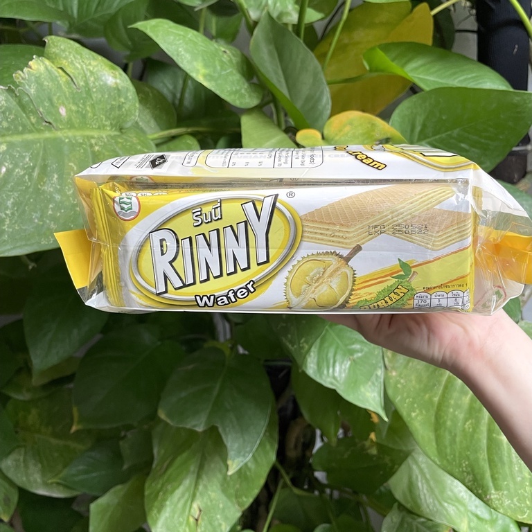 Bánh Xốp Thái Lan Rinny Sầu Riêng Durian Wafer (Túi 12 gói x 34g)