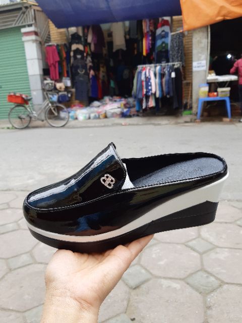 Sục cao thể thao chất lượng.