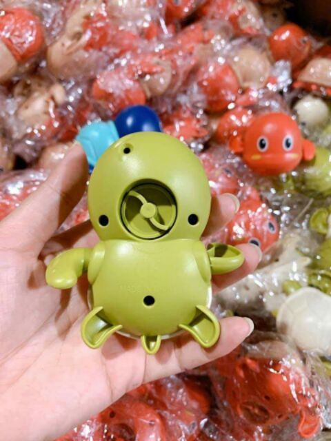Đồ chơi rùa bơi nước dây cót