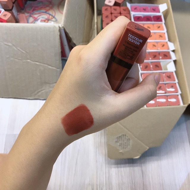 SON KEM BOURJOIS CHUẨN AUTH 120K/ CÂY