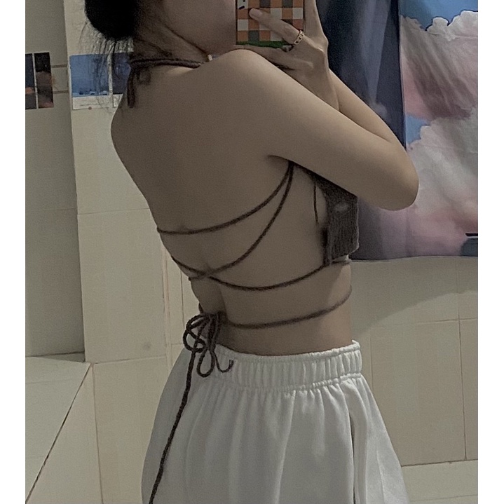 Áo len móc hở lưng