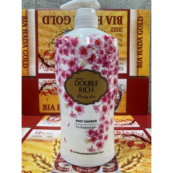 Sữa tắm Double Rich hương hoa giúp tăng cường độ ẩm cho da 800g