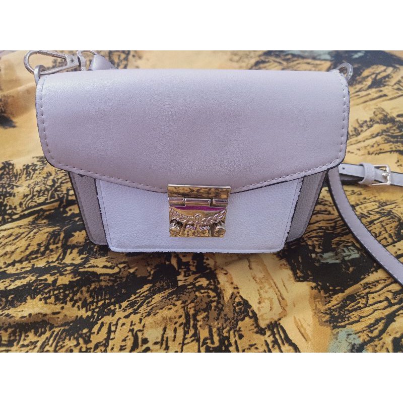 Túi xách second hand