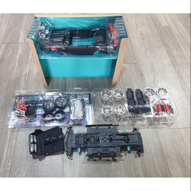 Mô hình Tự Lắp Ráp : Chevrolet Camaro SS tỉ lệ 1/24 hãng Maisto sản xuất