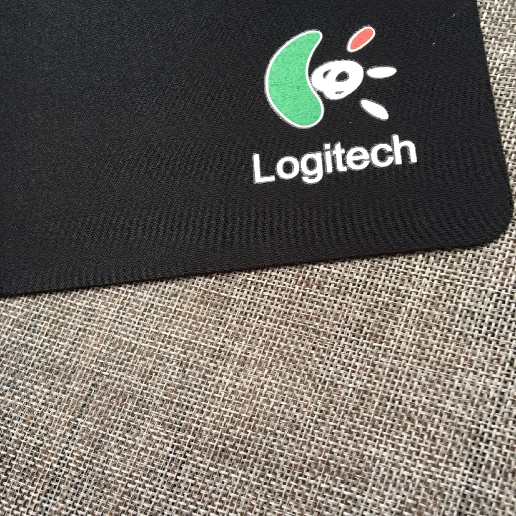 Miếng lót chuột chơi game Logitech 24cm × 20cm chất lượng cao | BigBuy360 - bigbuy360.vn