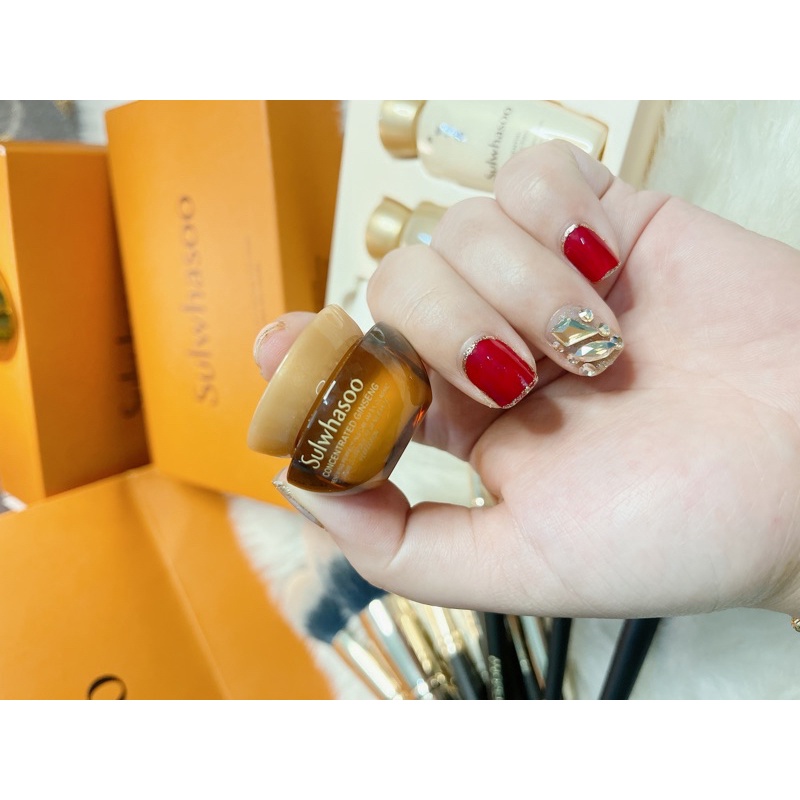 Kem sâm dưỡng chống lão hóa cho da khô Sulwhasoo Concentrated Ginseng Renewing Perfecting Cream EX Classic