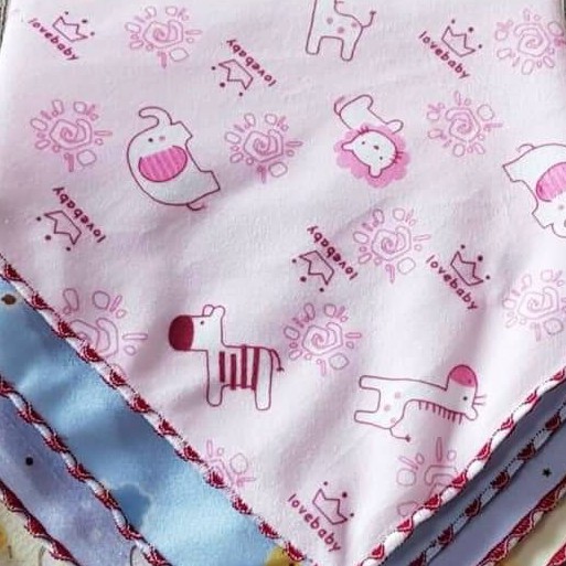 SET 5 CÁI YẾM TAM GIÁC 100% Cotton CHO BÉ Hàng Loại 1 02 Cúc Bấm Tiện Lợi