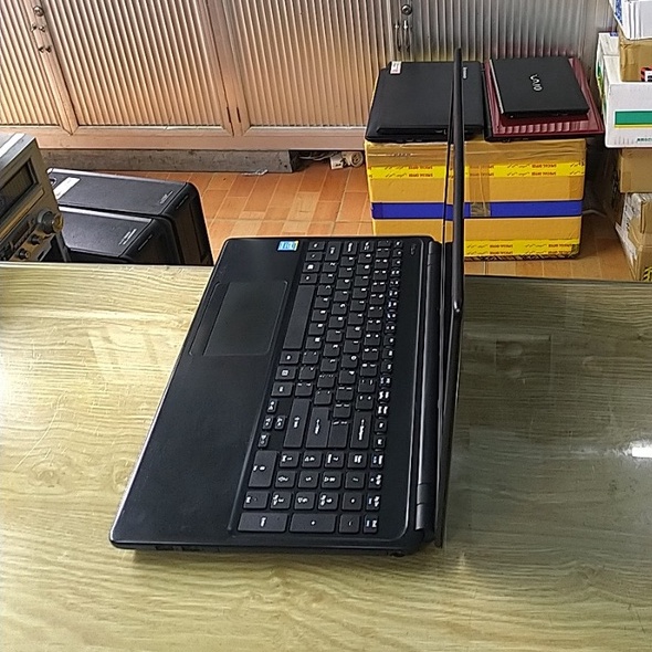 Laptop Acer Aspire E1 472