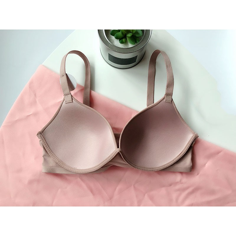 Áo Lót Siêu Nhẹ Siêu Mềm Không Gọng Đệm Mỏng Mới B031 | BigBuy360 - bigbuy360.vn