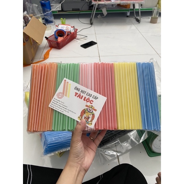 Ống hút nước mía 1 bịch phi 6 màu đen